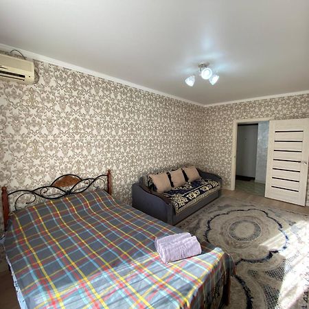 الماتي Medinahotelkz, #3, До Арбата 15 Мин Пешком, Halal المظهر الخارجي الصورة